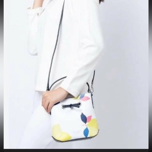 Kate Spade Eva Lemon Zest Small Bucket Crossbody Bag & Cameron Large Wallet Set - Picture 2 of 12